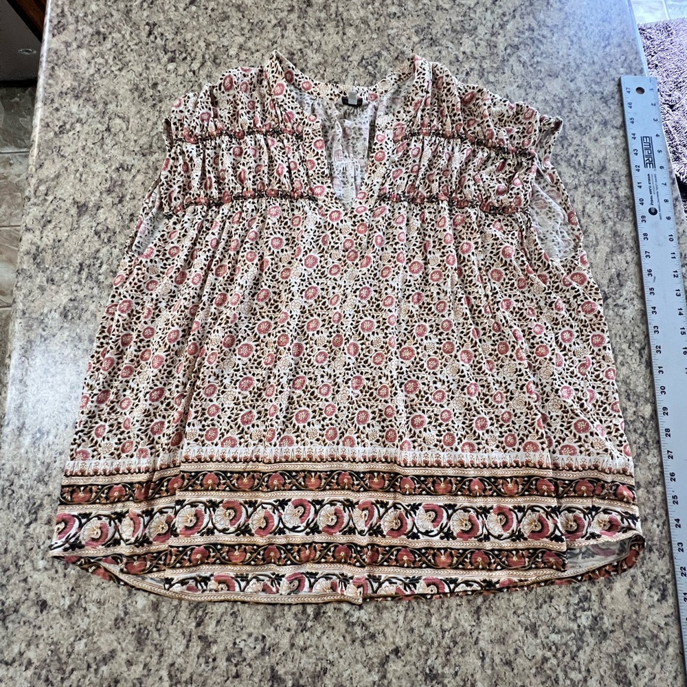 Lucky Brand boho Cream and coral Pink Floral Split-Neck Tunic shirt 2x plus